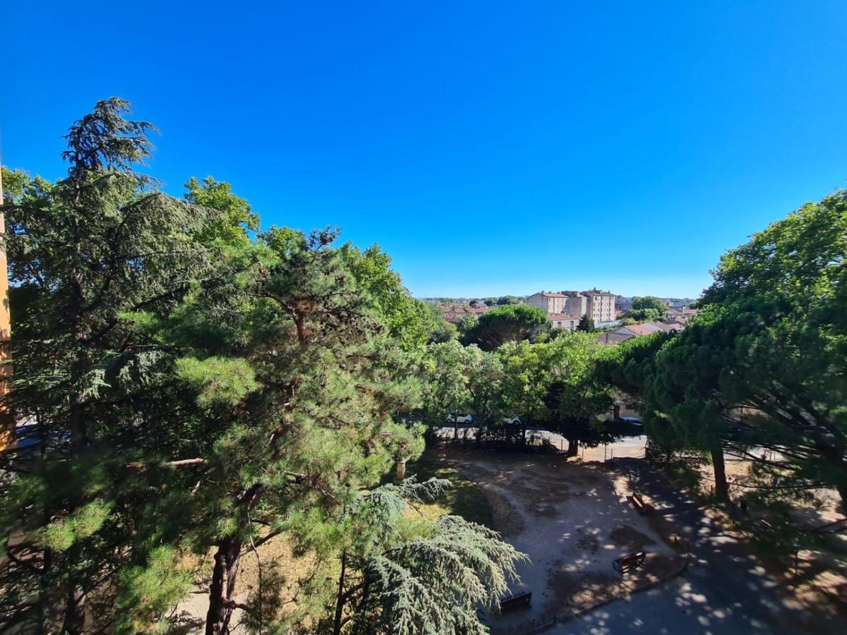 Appartement Cosy Sur Avignon Proche Des Remparts Exterior photo